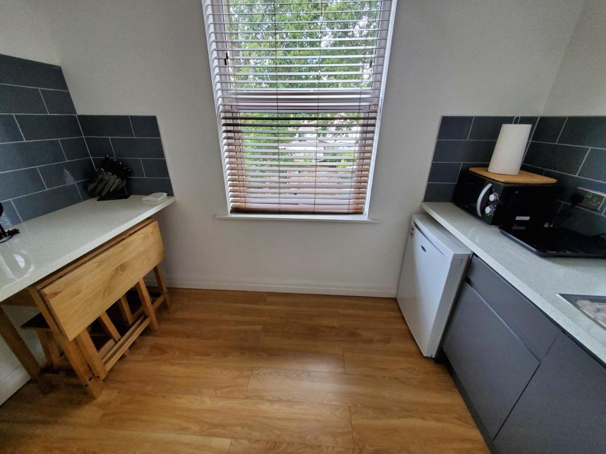The Ashcroft Apartments Free Parking Eccles Buitenkant foto