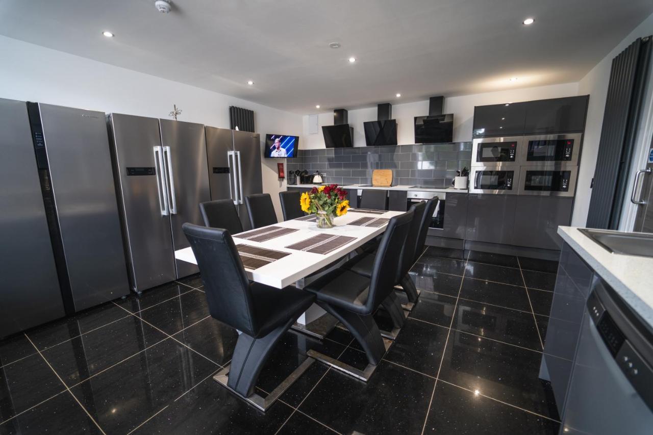 The Ashcroft Apartments Free Parking Eccles Buitenkant foto